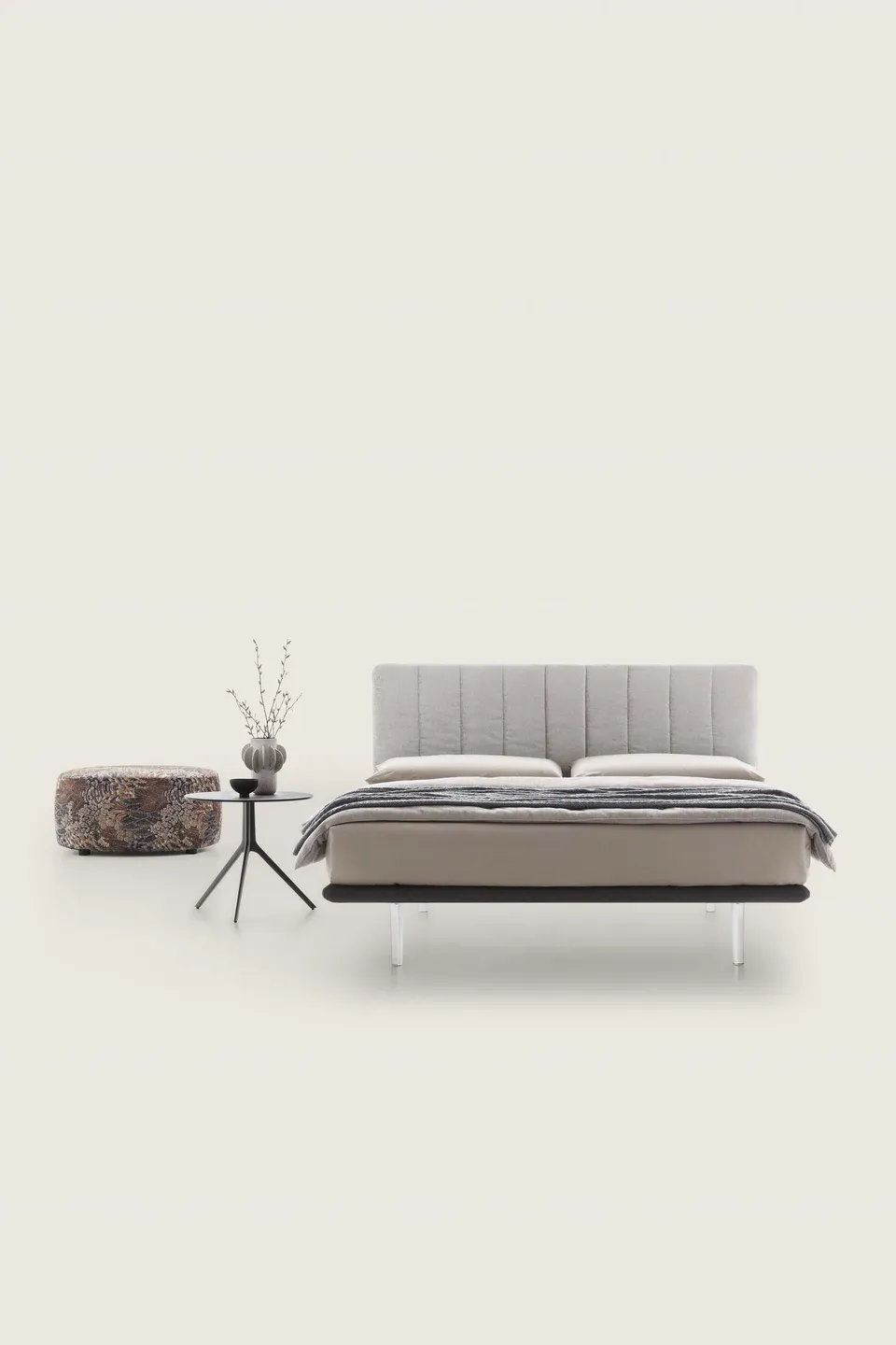 מיטה מרופדת Celine של LeComfort — תמונה 3