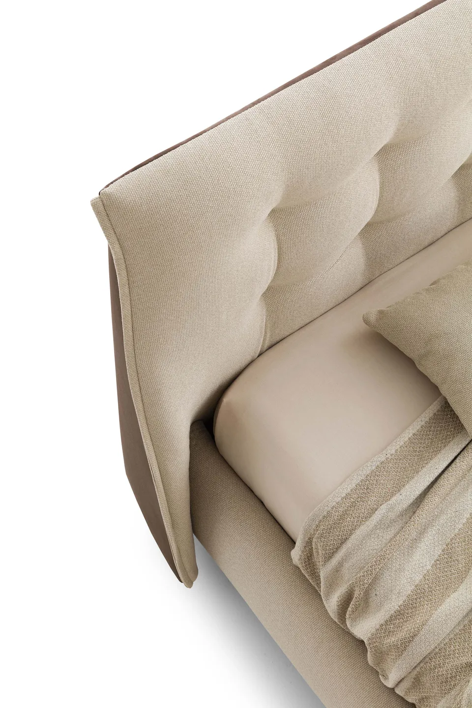 מיטה מרופדת Guscio של LeComfort — תמונה 4