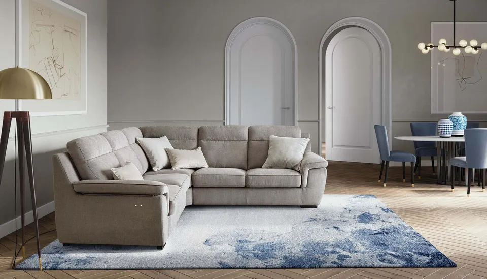 ספה פינתית עם ריקליינר חשמלי Hollis של LeComfort — תמונה 5