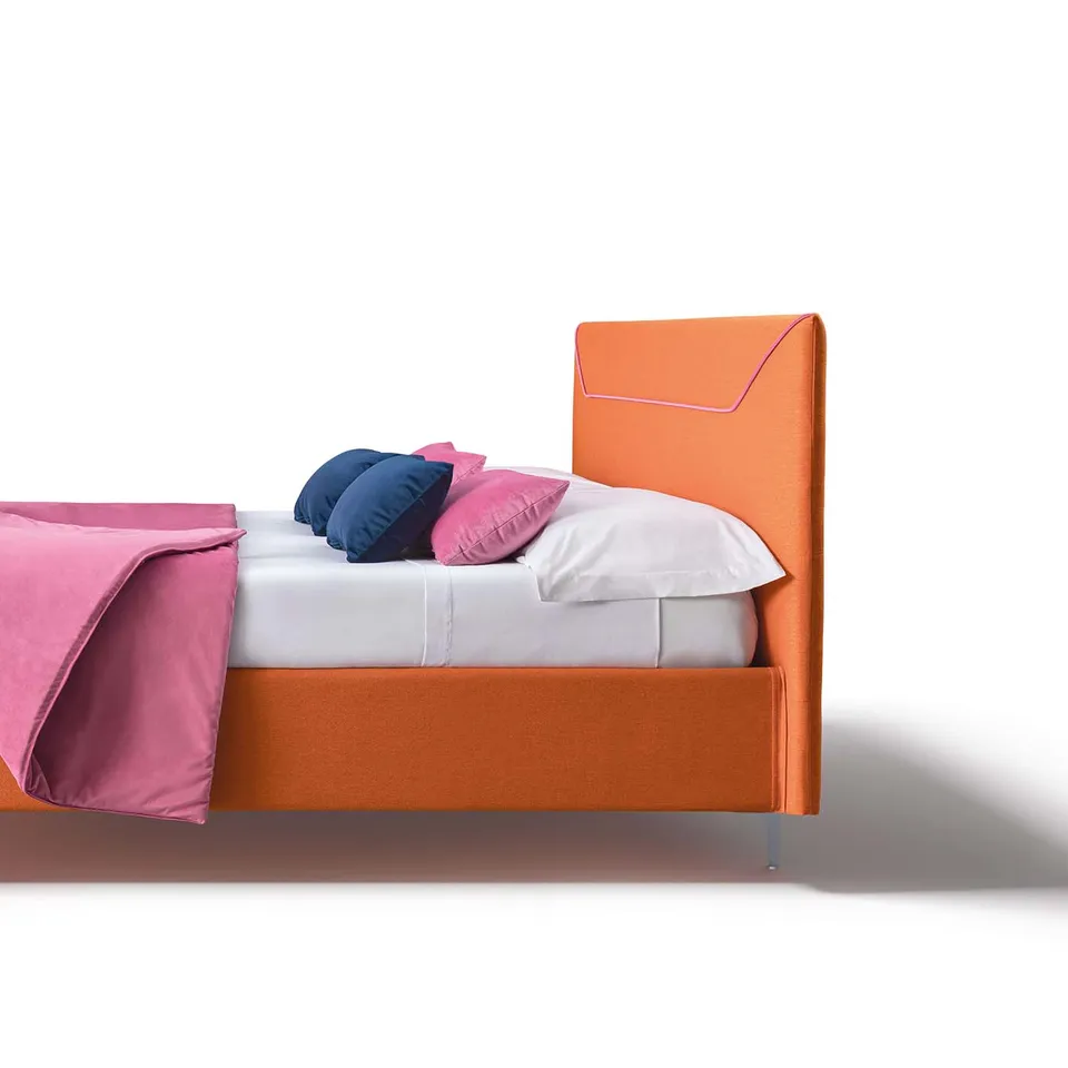 מיטה מרופדת Mirabilis של LeComfort — תמונה 6