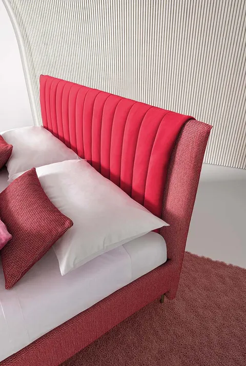 מיטה מרופדת Phlox של LeComfort — תמונה 4