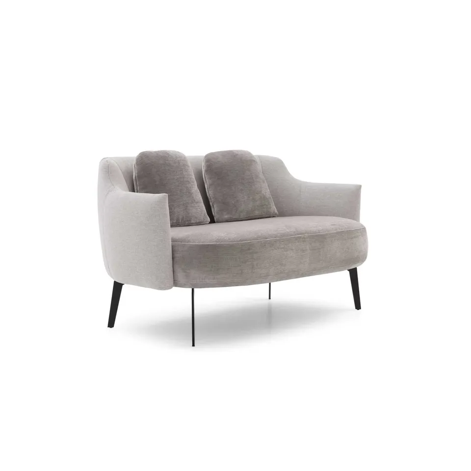 ספה זוגית קטנה Shelley של LeComfort