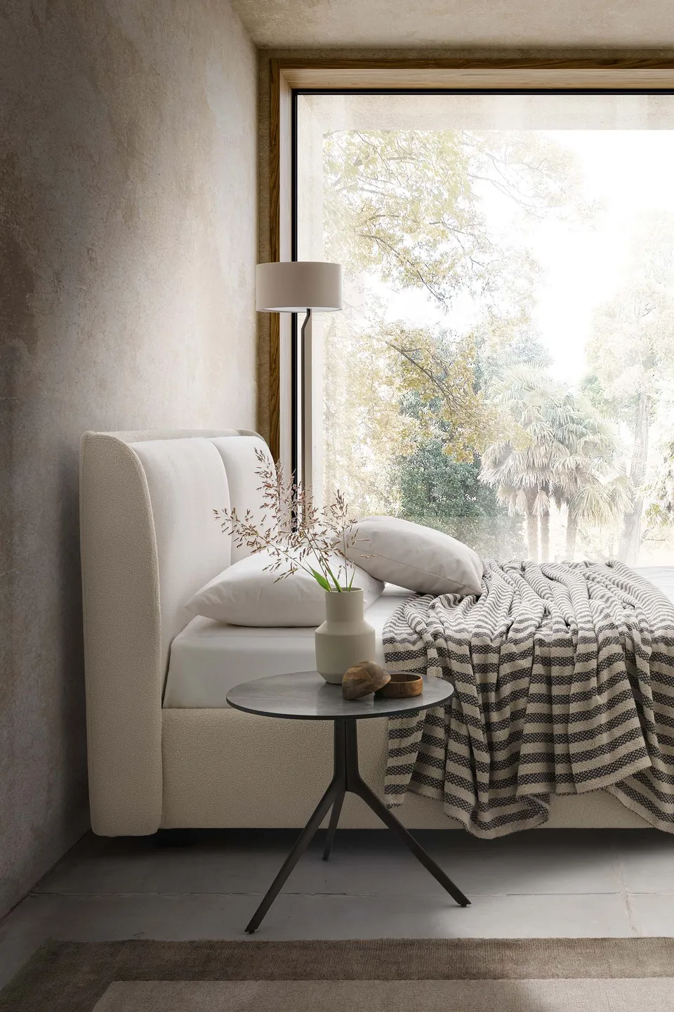 מיטה מרופדת Windsor של LeComfort — תמונה 2