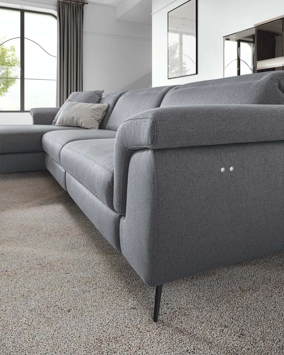 ספה פינתית עם ריקליינר חשמלי Zeno של LeComfort — תמונה 3