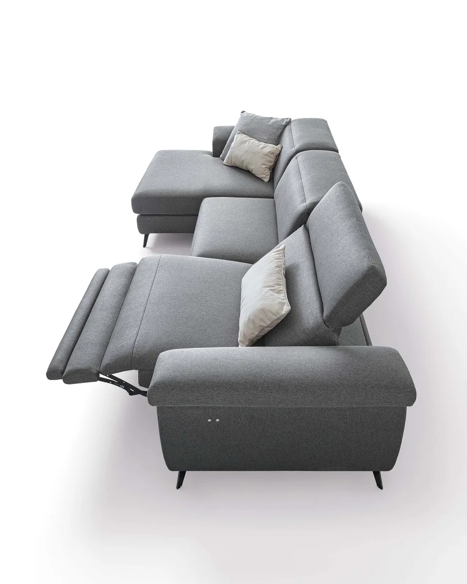 ספה פינתית עם ריקליינר חשמלי Zeno של LeComfort — תמונה 4