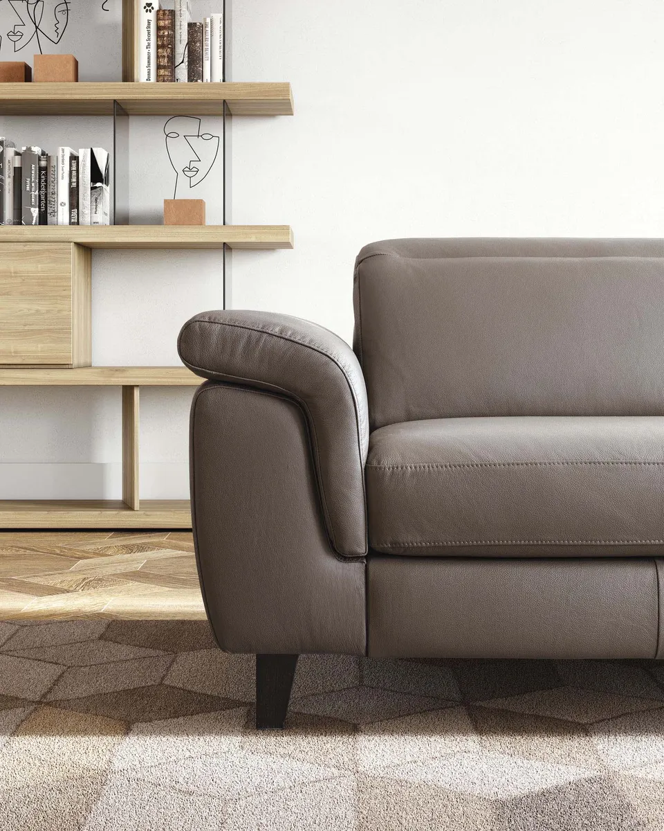 ספה פינתית עם ריקליינר חשמלי Zeno של LeComfort — תמונה 8