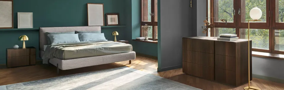 מיטה זוגית מרופדת Decor של Sangiacomo עם מסגרת ראש בפורניר עץ