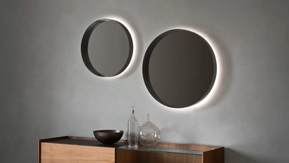 מראה עם תאורת LED Tape של Sangiacomo
