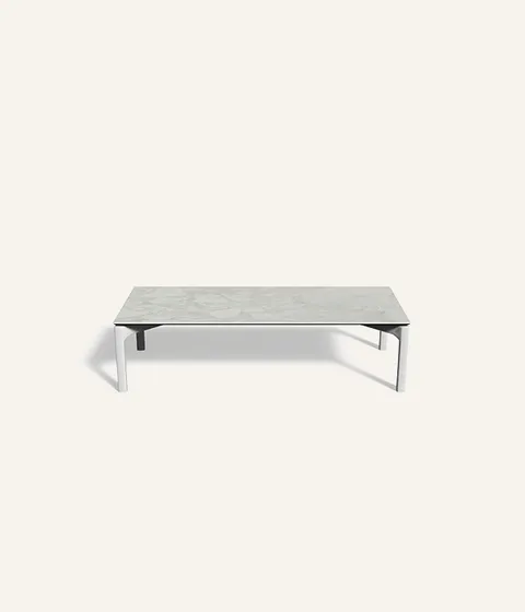 שולחן קפה Bone של Sovet Italia