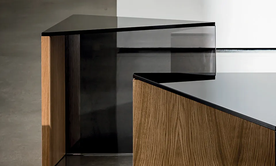 שולחן קפה משולש Regolo Triangular של Sovet Italia — תמונה 7