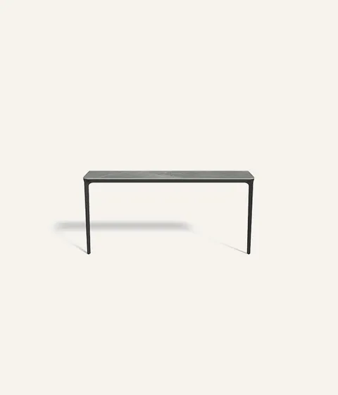 קונסולה Slim 2 Legs של Sovet Italia