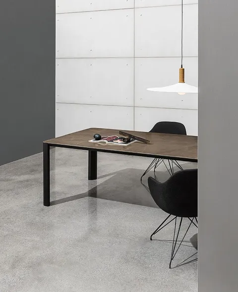 שולחן אוכל Kodo של Sovet Italia — תמונה 11