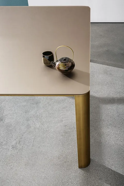 שולחן אוכל Kodo של Sovet Italia — תמונה 7