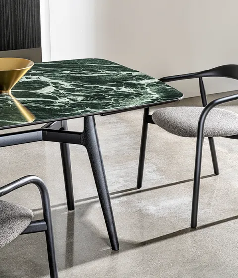 שולחן אוכל נפתח Lewood Shaped של Sovet Italia — תמונה 4