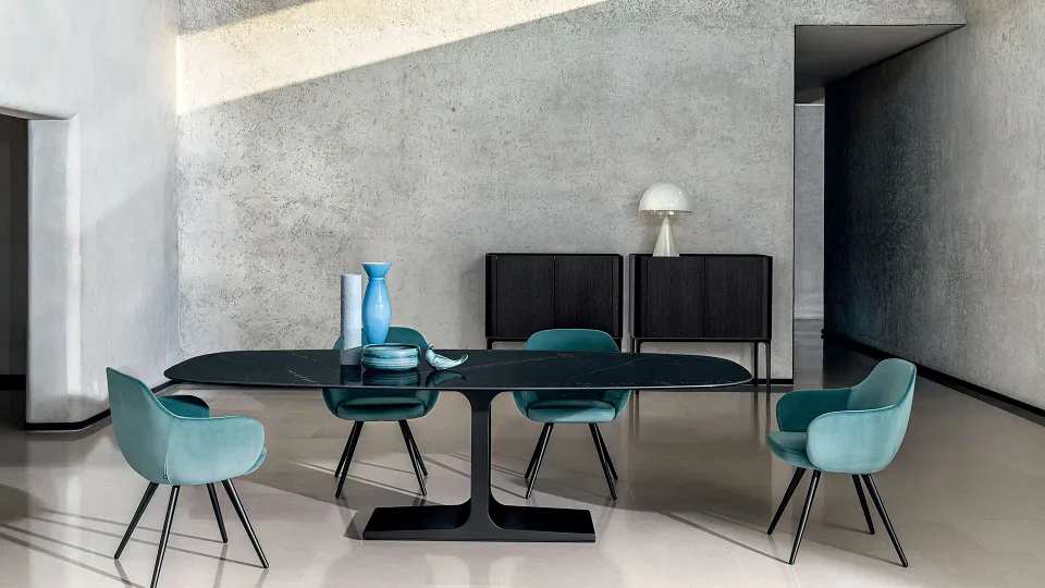שולחן אוכל Palace Shaped של Sovet Italia — תמונה 5