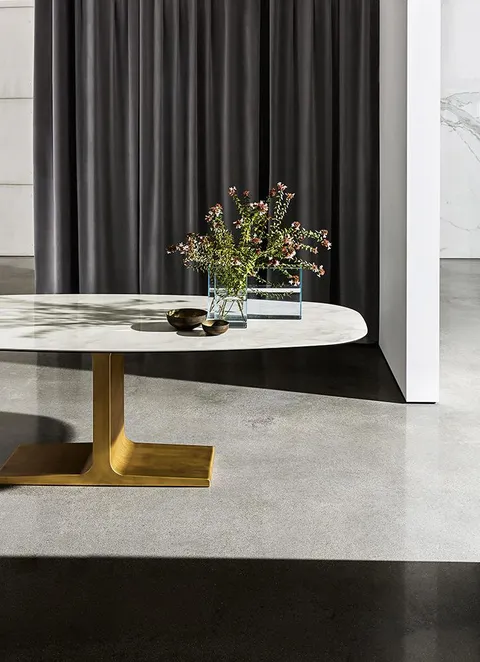 שולחן אוכל Palace Shaped של Sovet Italia — תמונה 7