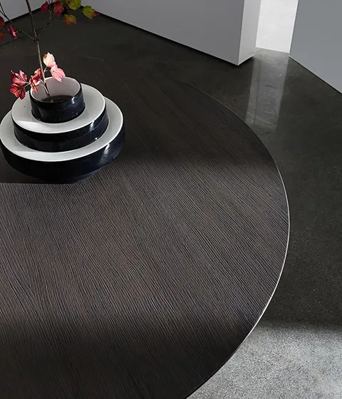 שולחן עגול עם משטח עץ Totem Wood של Sovet Italia — תמונה 6