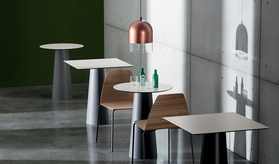 שולחן אוכל Totem של Sovet Italia — תמונה 4