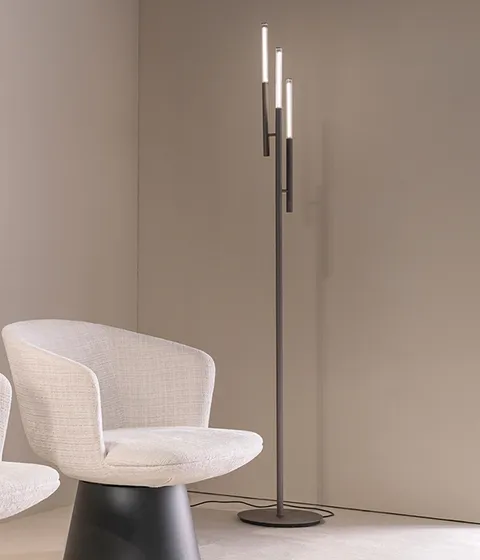 מנורת רצפה Willow free standing של Sovet Italia — תמונה 3