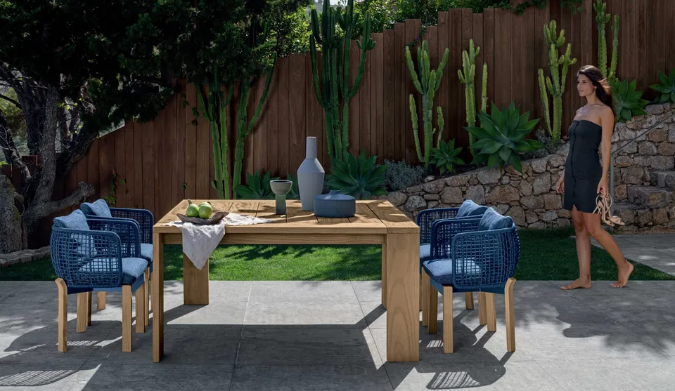 שולחן אוכל מרובע Argo//Wood 165×165 של Talenti, עשוי עץ Accoya