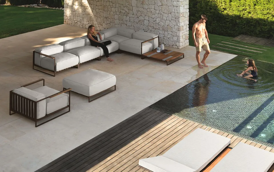 שולחן אוכל מרובע Casilda 90×90 של Talenti — תמונה 9