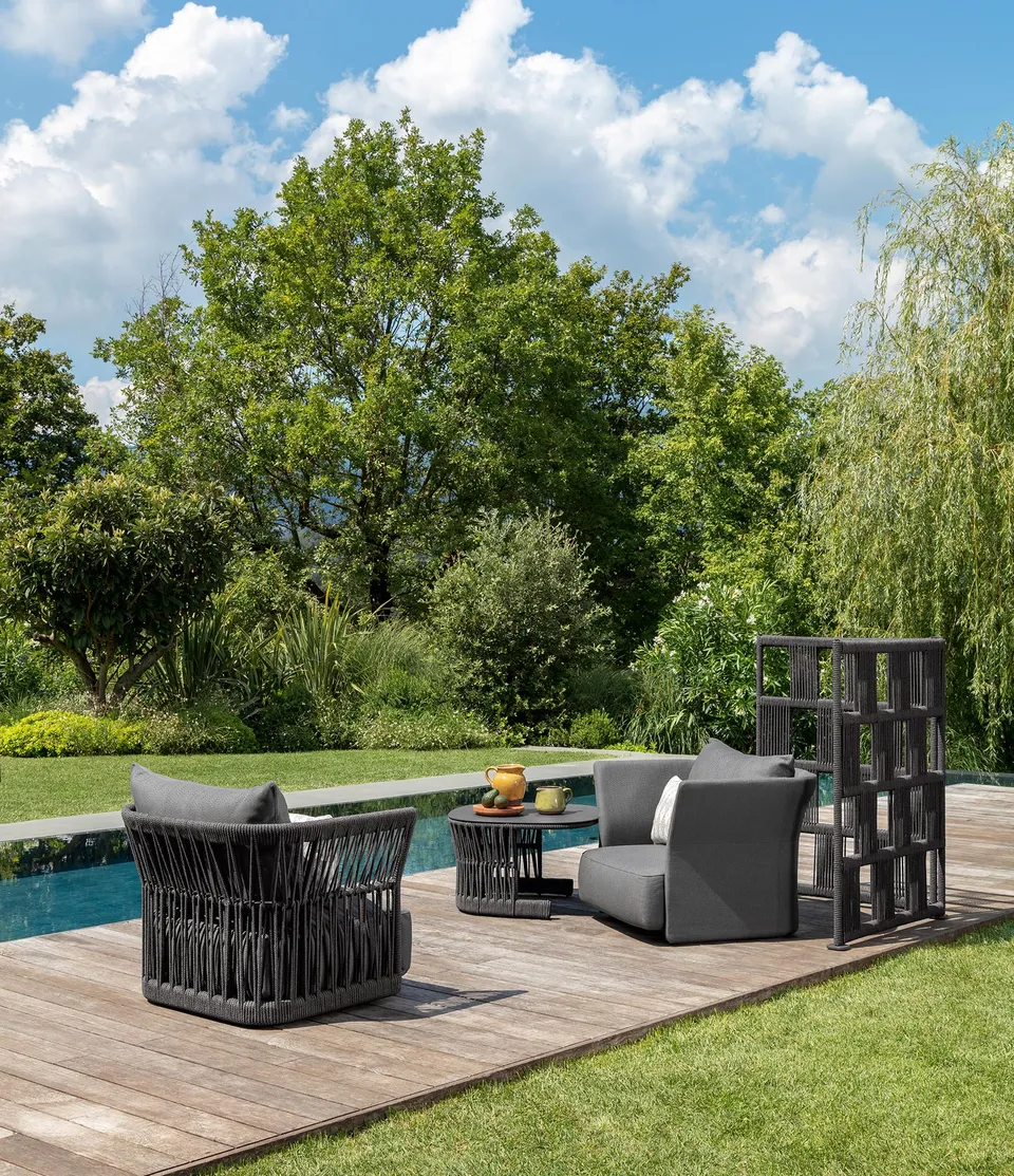 כורסת לאונג׳ מסתובבת לחוץ Cliff Swivel Fabric של Talenti — תמונה 2