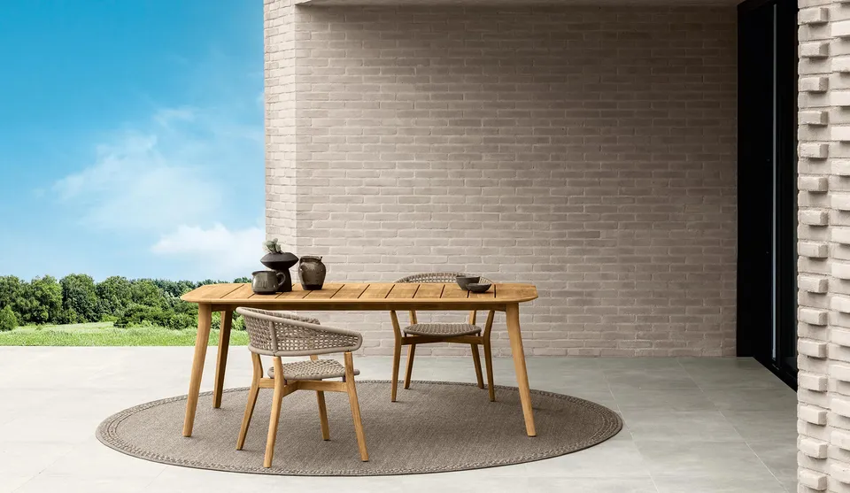 שולחן אוכל Moon//Teak 200×100 של Talenti מעץ טיק מלא
