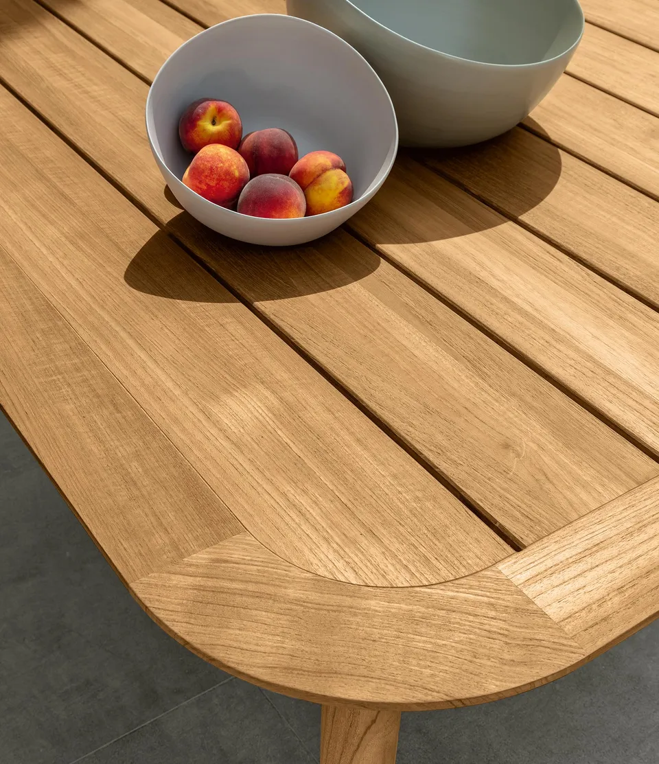שולחן אוכל מרובע מטיק Moon Teak 150×150 של Talenti — תמונה 3