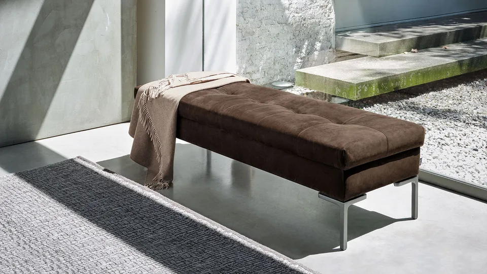 ספסל מרופד Oscar Bench של Twils עם מושב קפיטונה