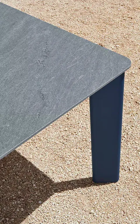 שולחן אוכל נמוך Plinto של Varaschin — תמונה 3